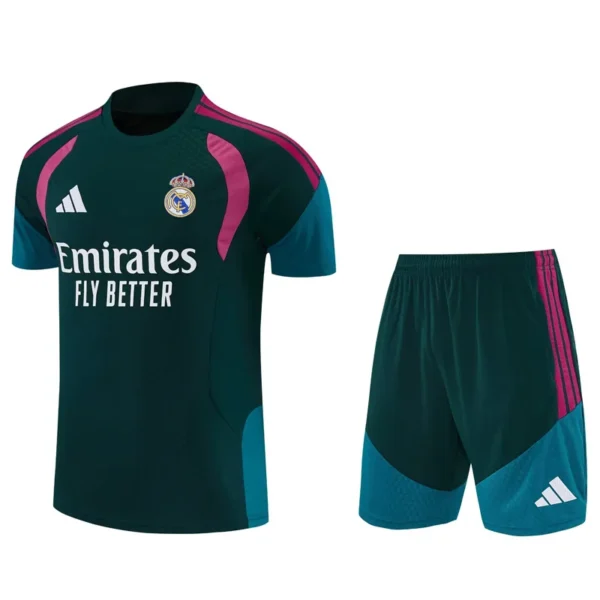 Real Madrid 2026/27 Dark Green Training Short Suit - Front View Real Madrid 2026/27 Dark Green Training Short Suit - Front View | KFCOOL
