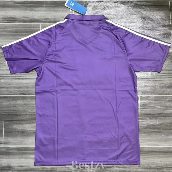 Real Madrid 1984/85 Retro Away Jersey Fan Version - Back View Real Madrid 1984/85 Retro Away Jersey Fan Version - Back View | KFCOOL