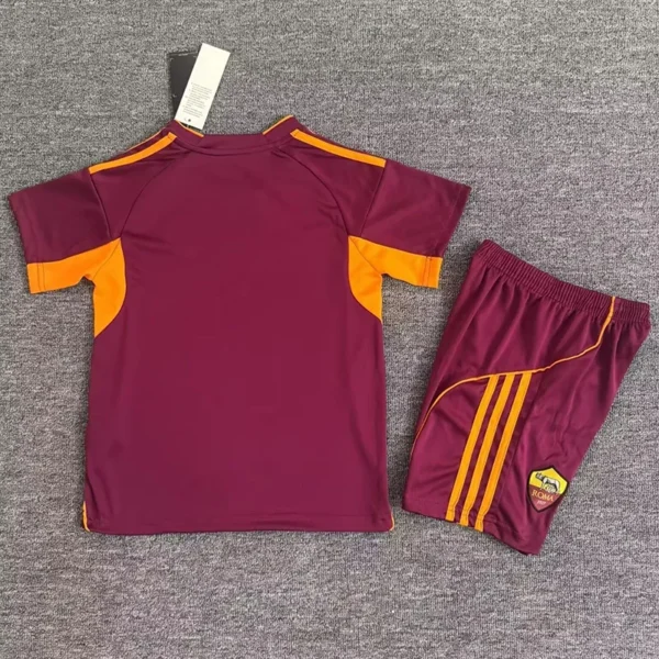 Roma 2025/26 Home Kids Kit Fan Version - Back View - KFCool – Football Jerseys & Soccer Kits Store Roma 2025/26 Home Kids Kit Fan Version - Back View | KFCOOL