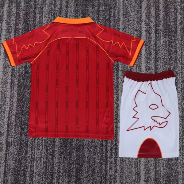 Roma 1999/00 Retro Home Kids Kit Fan Version - Back View | KFCOOL