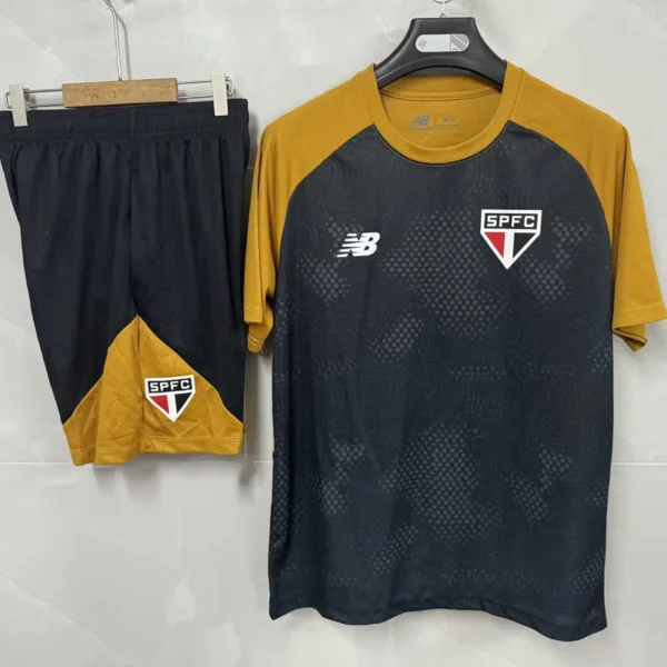 São Paulo 2026/27 Training Short Suit - Front View | KFCOOL