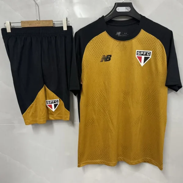 São Paulo 2026/27 Yellow Training Short Suit - Front View | KFCOOL