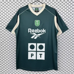 Sporting CP 2000/01 Retro Training Shirt - Front View | KFCOOL