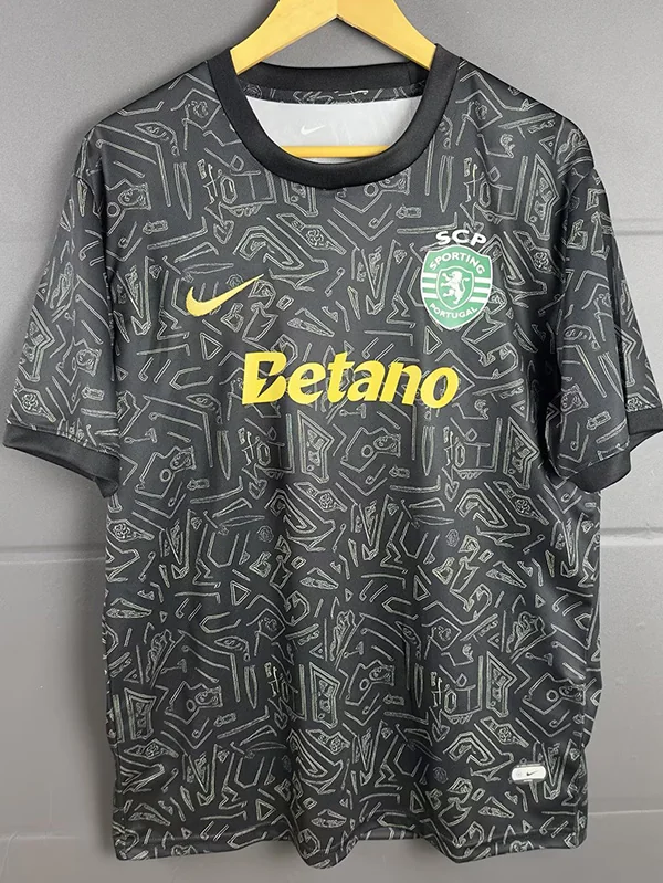 Sporting CP 2025/26 Black Training Shirt - Front View | KFCOOL