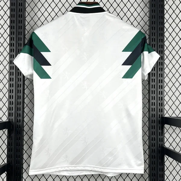 Sporting CP 2025/26 White Training Shirt - Back View Sporting CP 2025/26 White Training Shirt - Back View | KFCOOL
