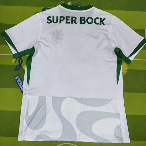 Sporting CP 2025/26 White Jersey Fan Version - Back View Sporting CP 2025/26 White Jersey Fan Version - Back View | KFCOOL