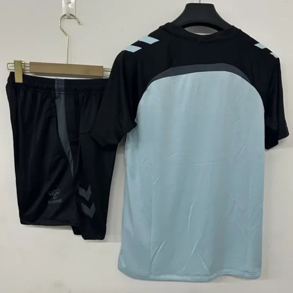 Sunderland 2026/27 Training Short Suit - Back View Sunderland 2026/27 Training Short Suit - Back View | KFCOOL