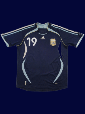 Lionel Messi #19 Argentina 2006/07 Retro Away Jersey Fan Version - Front View Lionel Messi #19 Argentina 2006/07 Retro Away Jersey Fan Version - Front View | KFCOOL