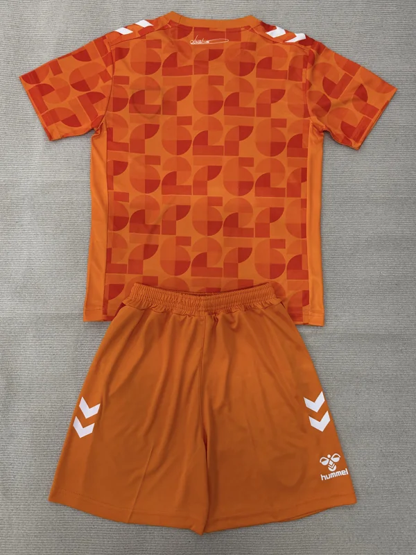 Sunderland 2026/27 Goalkeeper Orange Kids Kit Fan Version - Back View Sunderland 2026/27 Goalkeeper Orange Kids Kit Fan Version - Back View | KFCOOL